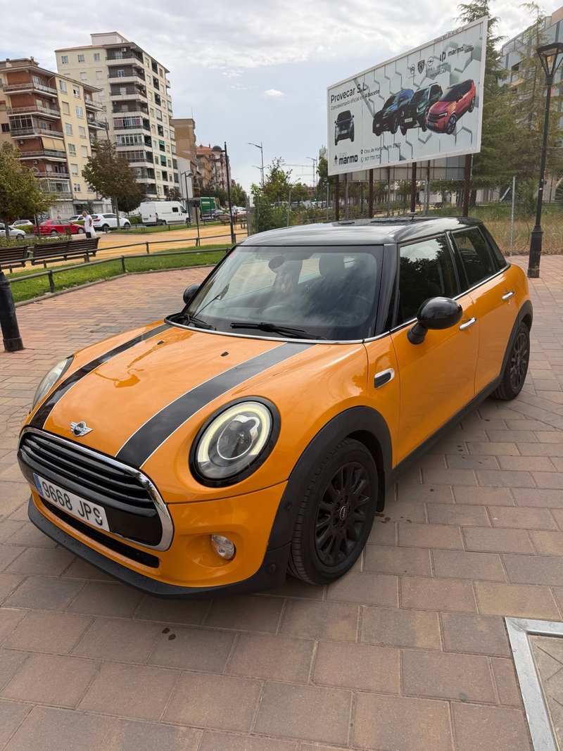 MINI Cooper D 5 puertas - foto 1