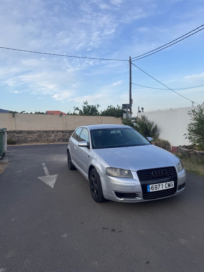 Audi A3 2.0 TDI 140cv - foto 1