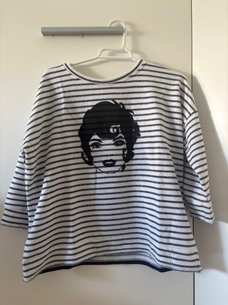 Sudadera Dolores Promesas Rayas