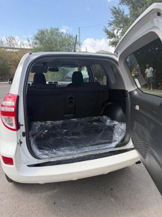 Toyota RAV4 2011