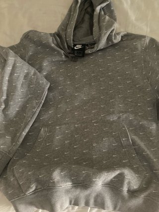 Sudadera Nike Gris con Logo Repetido