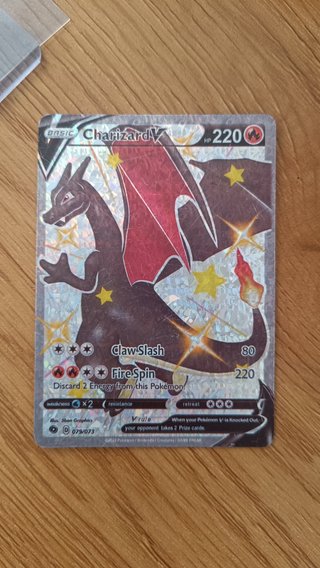 Carta Pokémon Charizard V 079/073
