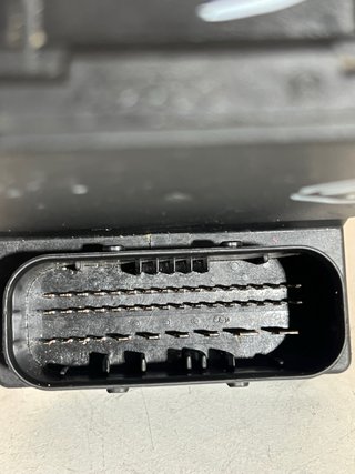 ABS Audi A4 8E0 614 517