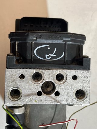 ABS Audi A4 8E0 614 517