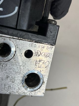 ABS Audi A4 8E0 614 517