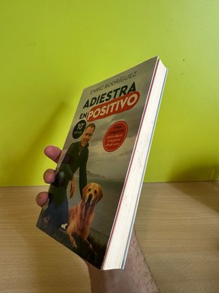 Libro Adiestra en Positivo - Enric Rodríguez