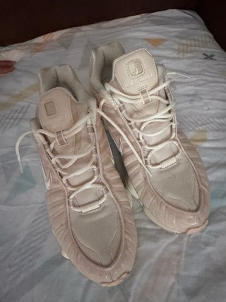 Nike Shox Talla 41 Beige