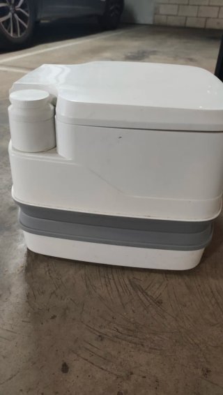 WC portátil Porta Potti QUBE