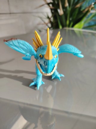Dragón azul de juguete