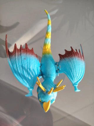 Dragón azul de juguete