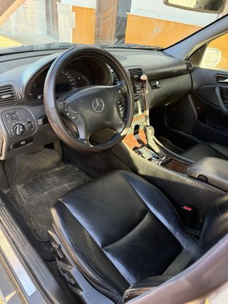 Mercedes-Benz Clase C 2003