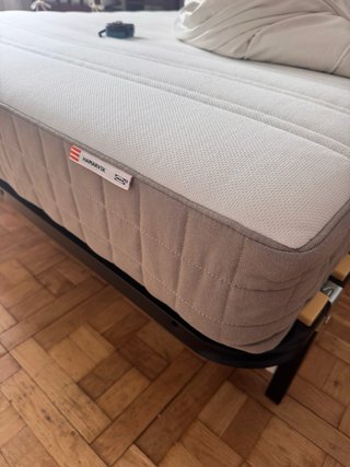 Cama completa de 135 con colchón Hamarvik