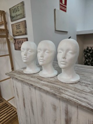 Cabezas de maniquíes para exposición