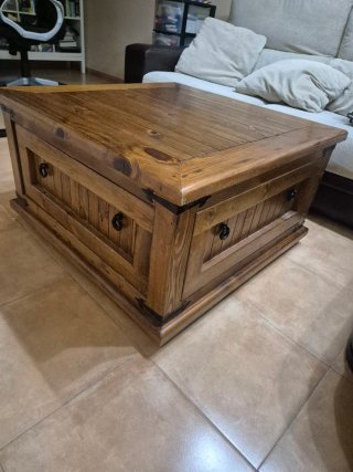 Mesa de centro de madera maciza
