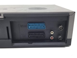 E591177-0 REPRODUCTOR VIDEO VHS FIRSTLINE VCR-601