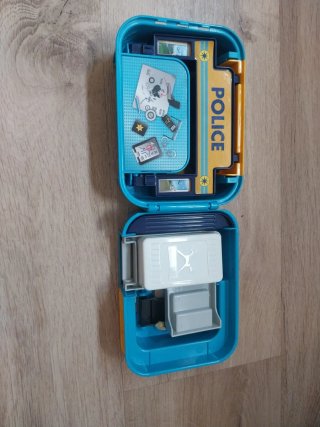 Comisaría Policía Coche y Figura