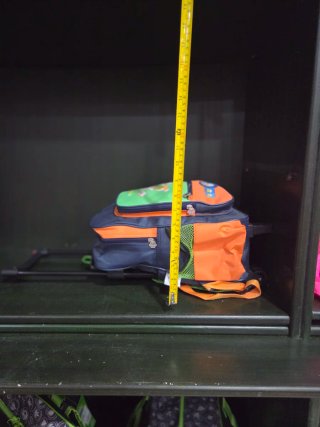 Mochila infantil con ruedas y dibujo