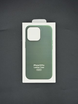 Funda iPhone 13 Pro Piel Nueva 4