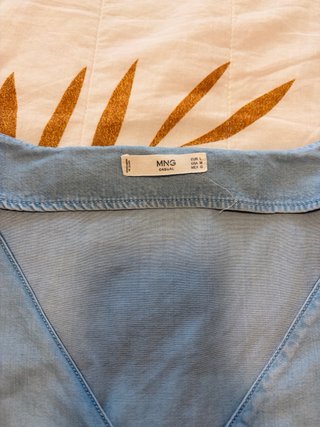 Mono corto vaquero fluido Mango (Talla L)