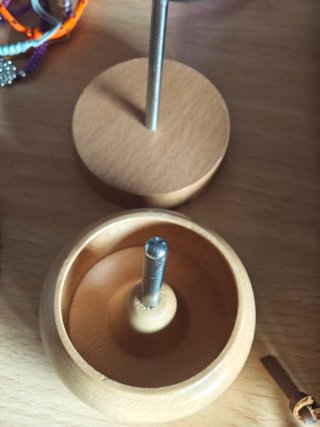 Máquina para hacer pulseras y collares