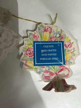 Muñeca antigua de porcelana
