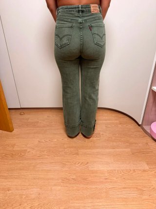 Pantalones ZARA, Stradivarius...