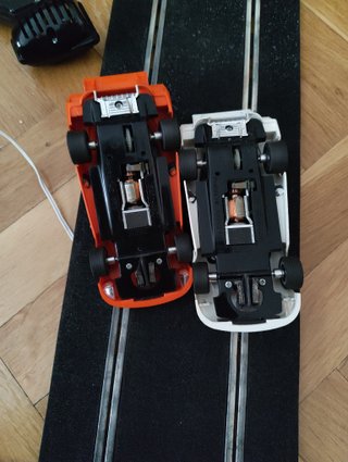 Conjunto Scalextric Coches y Pistas