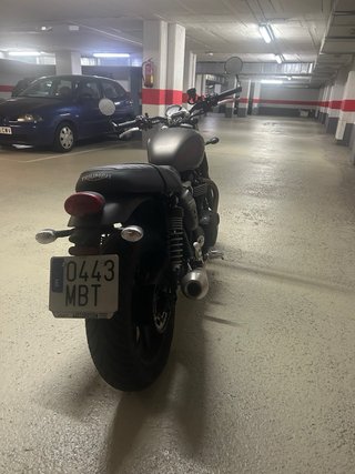 Triumph Speed Twin 900 Verde Militar