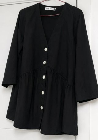 Vestido Zara negro botones
