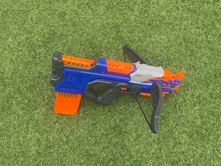 Ballesta Nerf Crossbolt con cargador