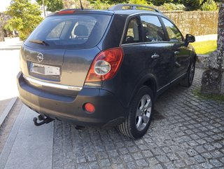 4 X4 con gancho de remolque