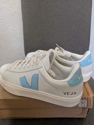 Zapatillas Veja Blancas y Azules sin estrenar