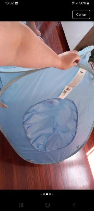 Tienda solar para bebé con piscina