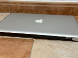 MacBook Pro 15 2012 i7 + Cargador