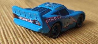 RAYO MCQUEEN ESCUDERIA DINOCO