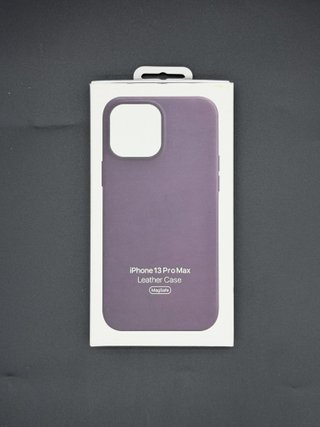 Funda iPhone 13 Pro Max Piel Nueva 2