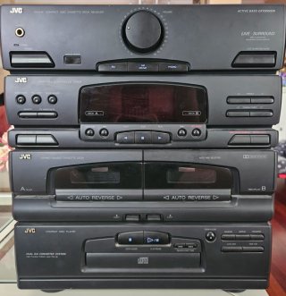 Sistema de audio JVC CA-E48BK. Usar como ampli.