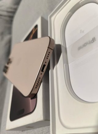 iPhone 16 Pro Max 256 GB Dorado