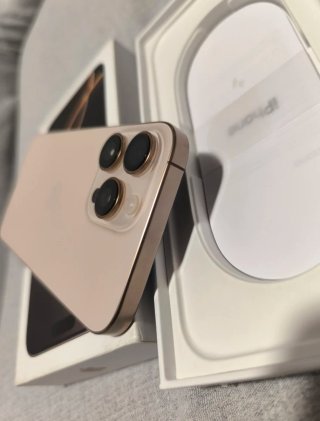 iPhone 16 Pro Max 256 GB Dorado
