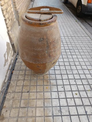 Antigüedades: Jarra, Palas y Más