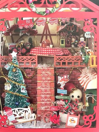 Maqueta Book Nook Navidad con Luz LED