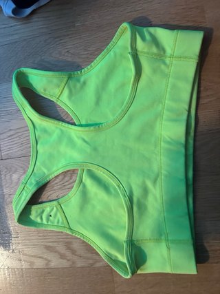 Top deportivo Nike verde neón