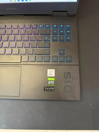 Portátil HP i7