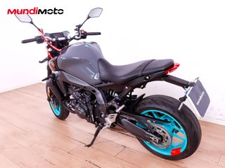 YAMAHA MT 09