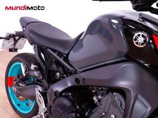 YAMAHA MT 09