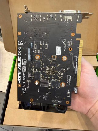 RTX 3050 6GB ASUS