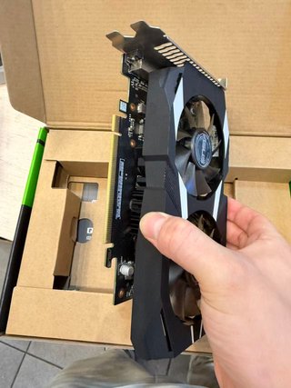 RTX 3050 6GB ASUS