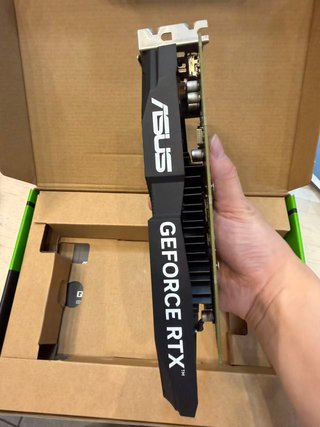 RTX 3050 6GB ASUS