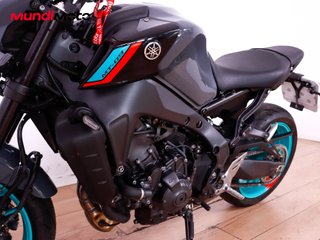 YAMAHA MT 09