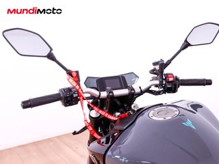 YAMAHA MT 09
